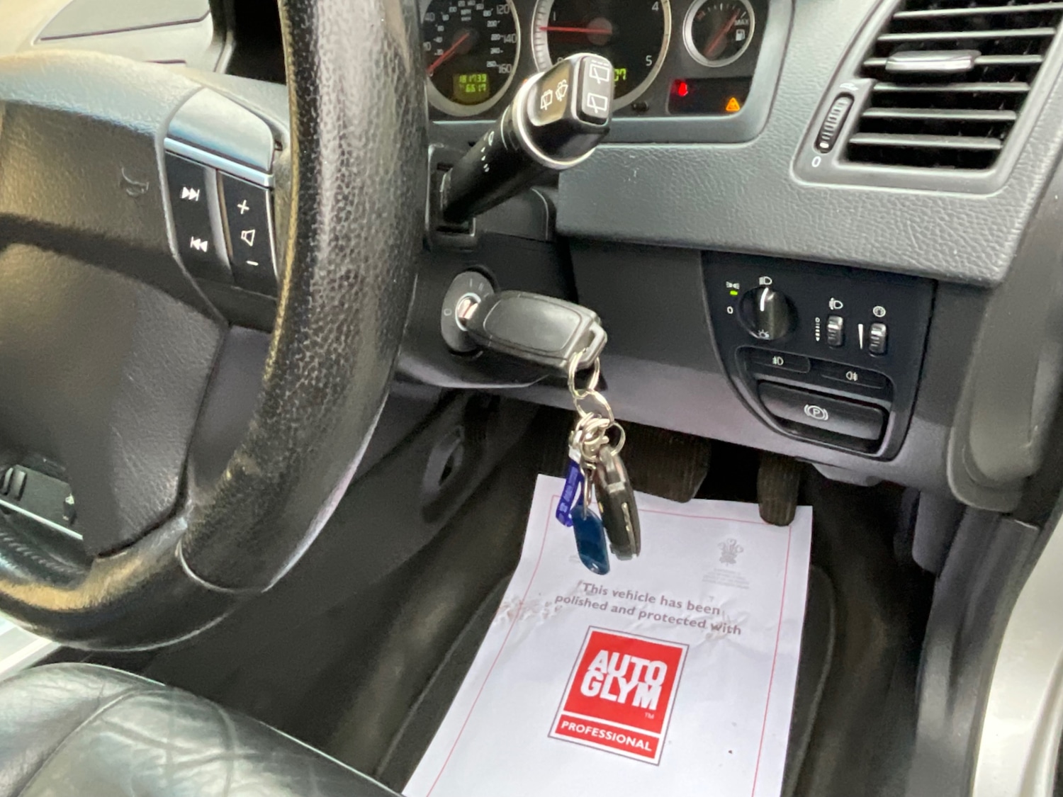 Used Volvo XC90 2011 for sale - 77005968: Photo 11