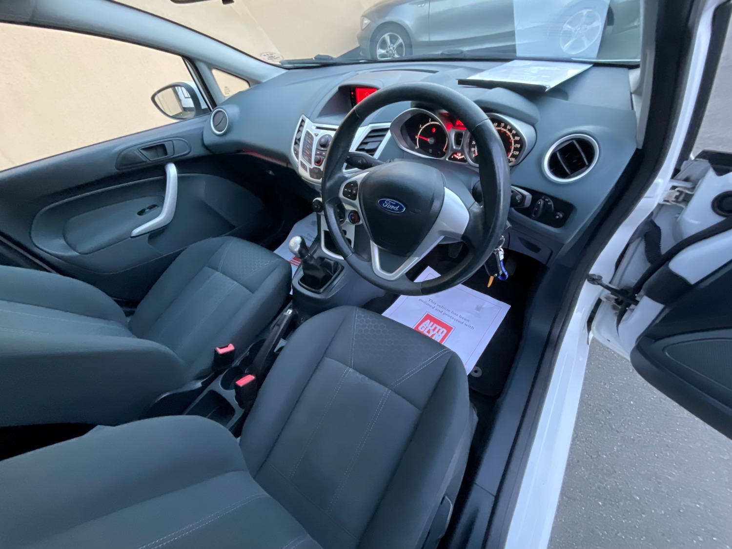 Used Ford Fiesta 2011 for sale - 76919412: Photo 11