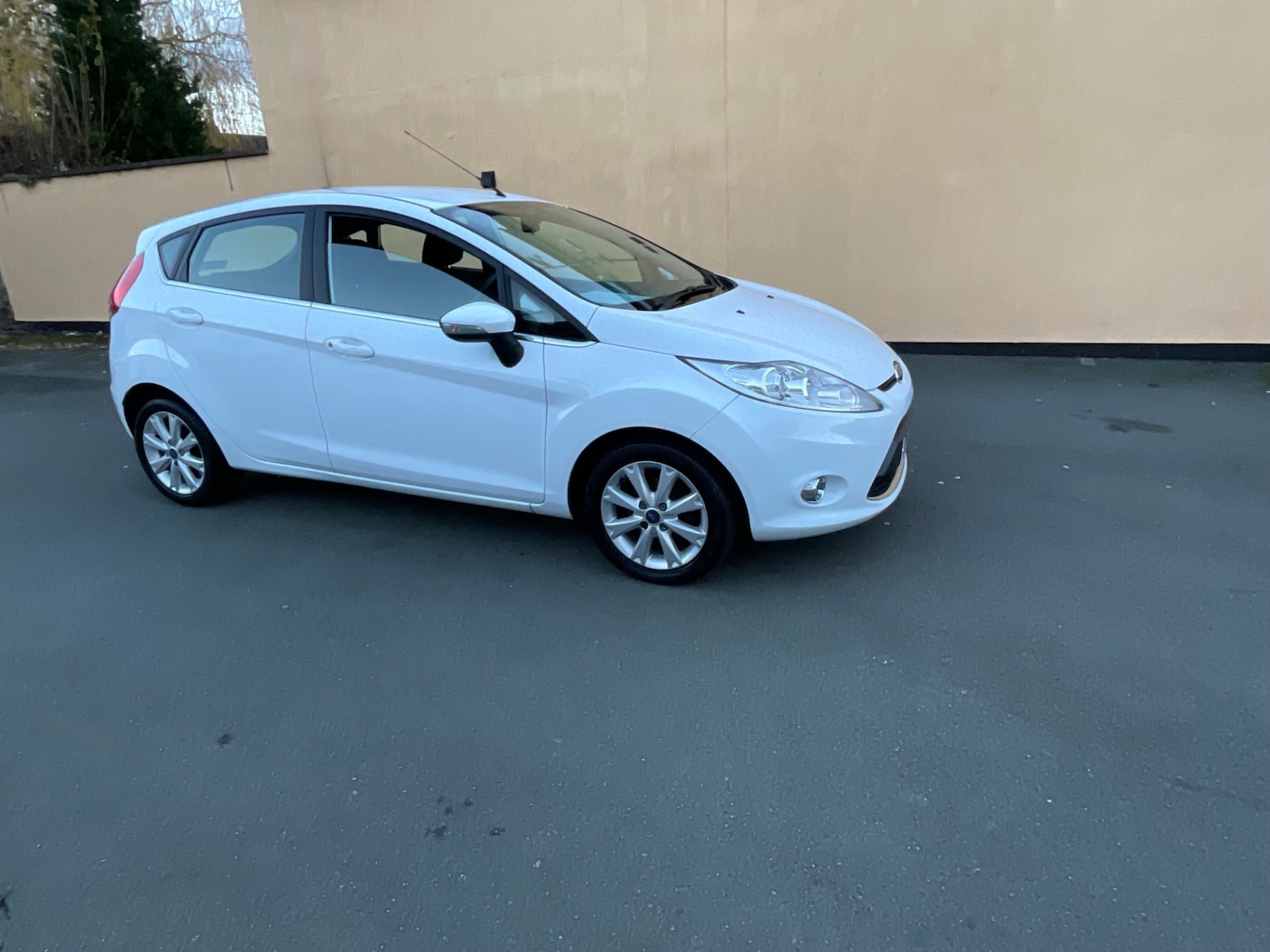 Used Ford Fiesta 2011 for sale - 76919412: Photo 15