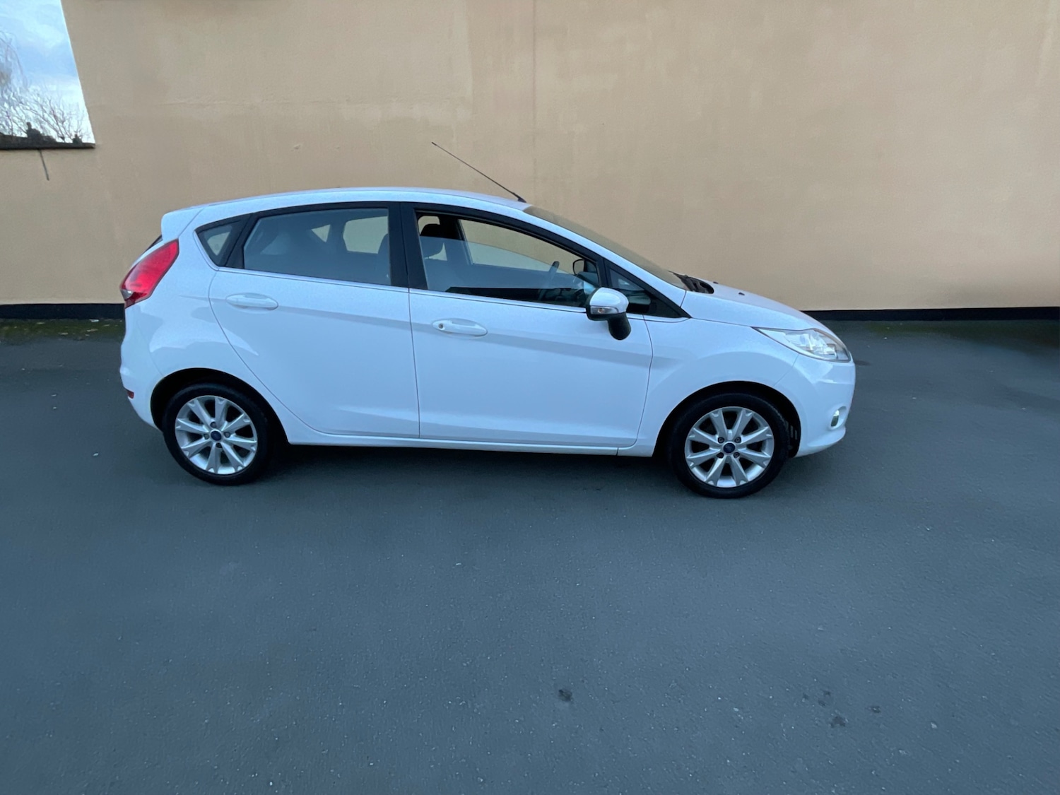Used Ford Fiesta 2011 for sale - 76919412: Photo 26