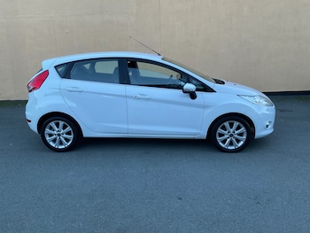 Used Ford Fiesta 2011 for sale - 76919412: Photo