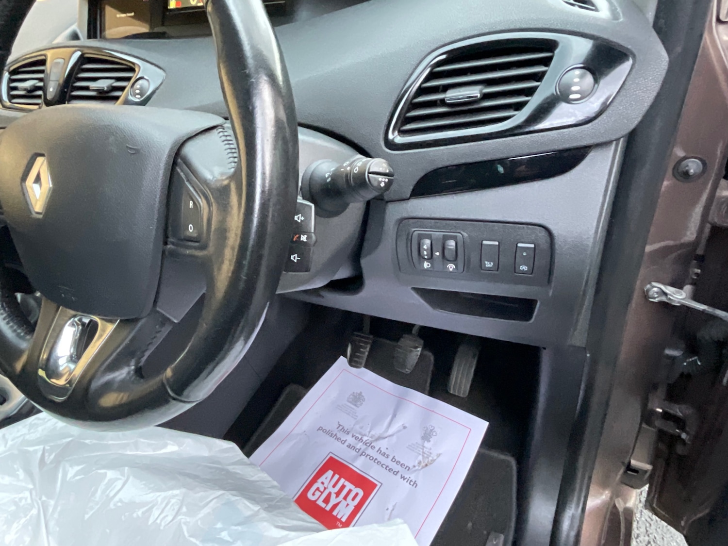 Used Renault Grand Scenic 2016 for sale - 76881622: Photo 10