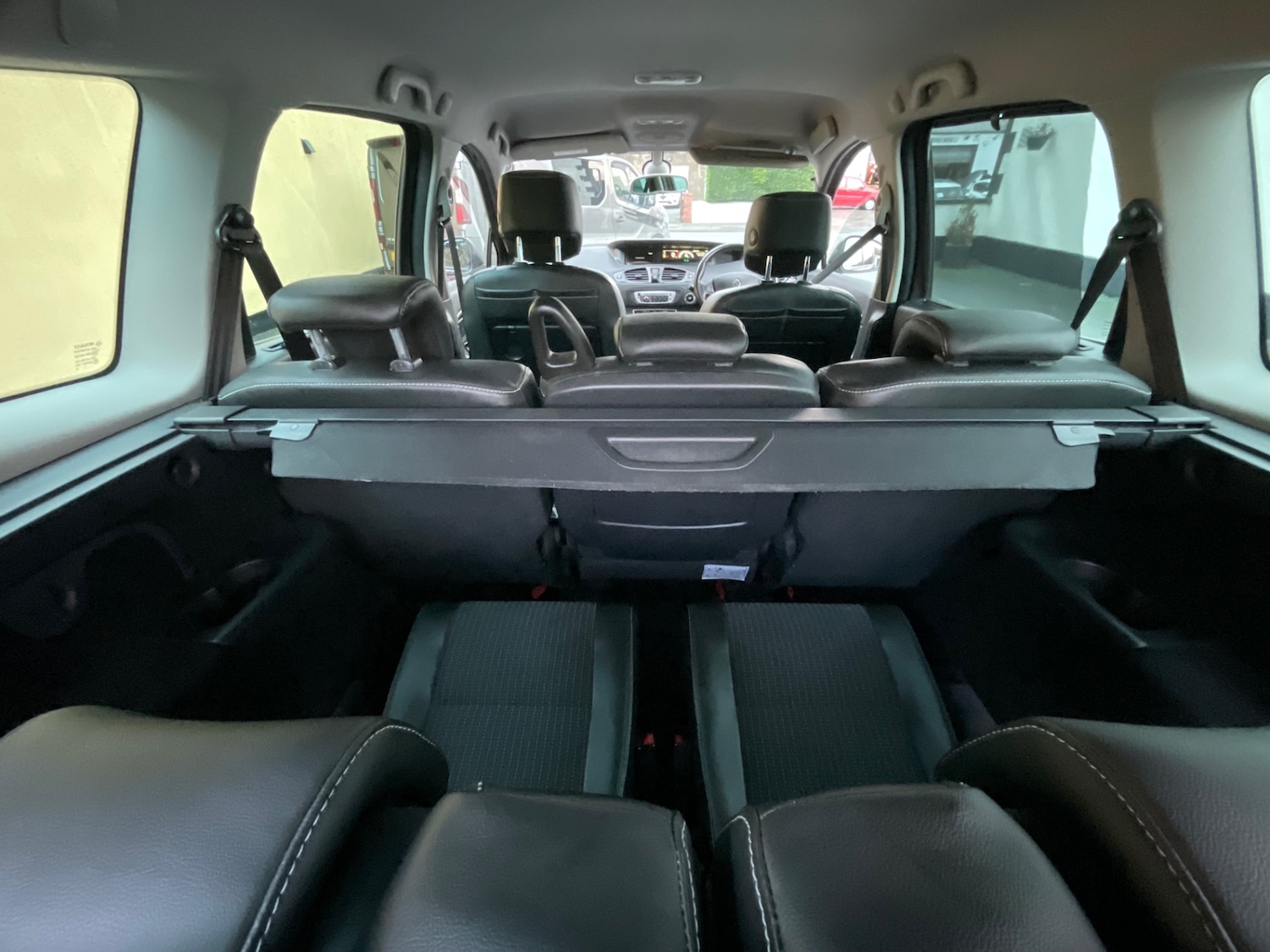 Used Renault Grand Scenic 2016 for sale - 76881622: Photo 25