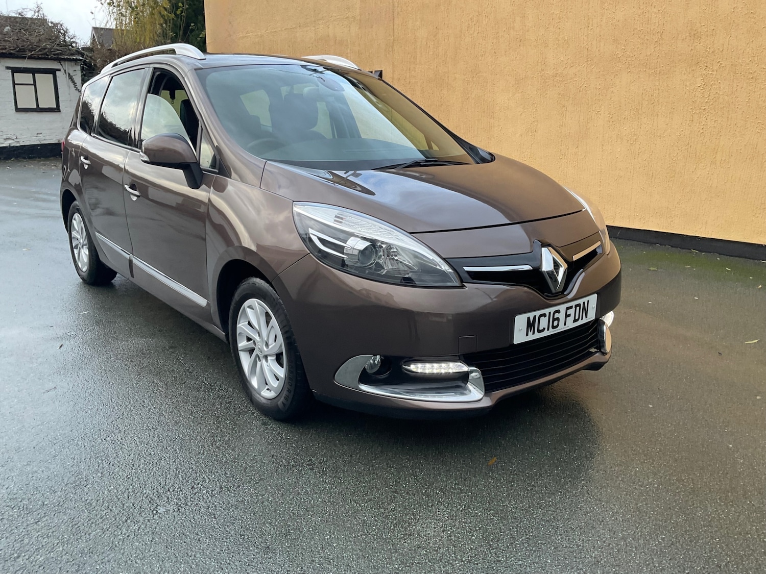 Used Renault Grand Scenic 2016 for sale - 76881622: Photo 3