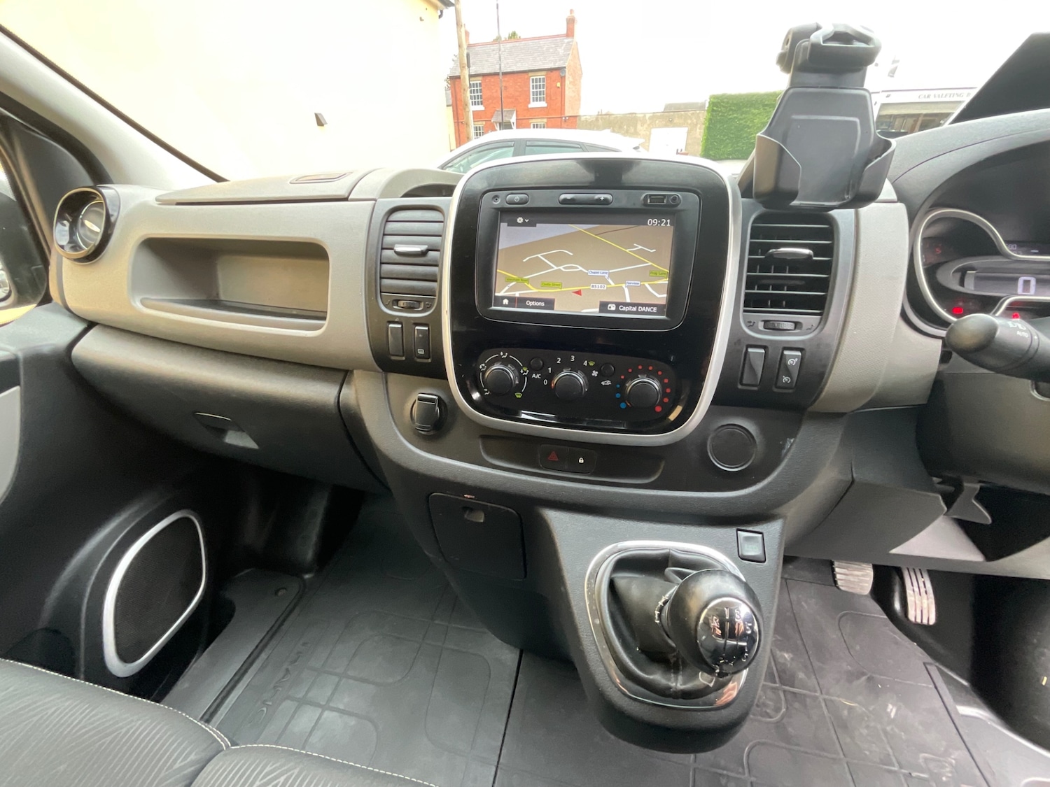 Used Renault Trafic 2017 for sale - 76017504: Photo 18