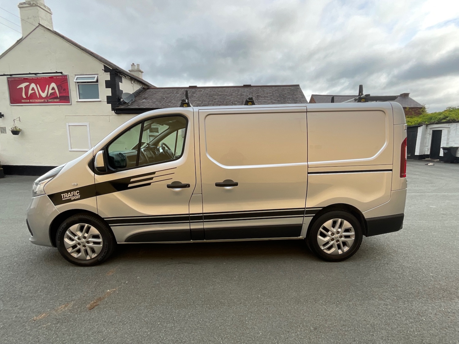 Used Renault Trafic 2017 for sale - 76017504: Photo 8