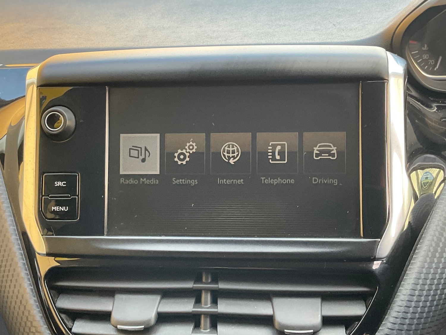 Used Peugeot 2008 2016 for sale - 76382853: Photo 20