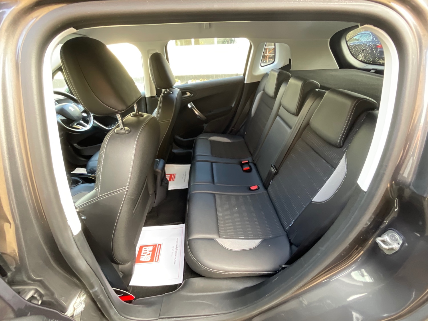 Used Peugeot 2008 2016 for sale - 76382853: Photo 24