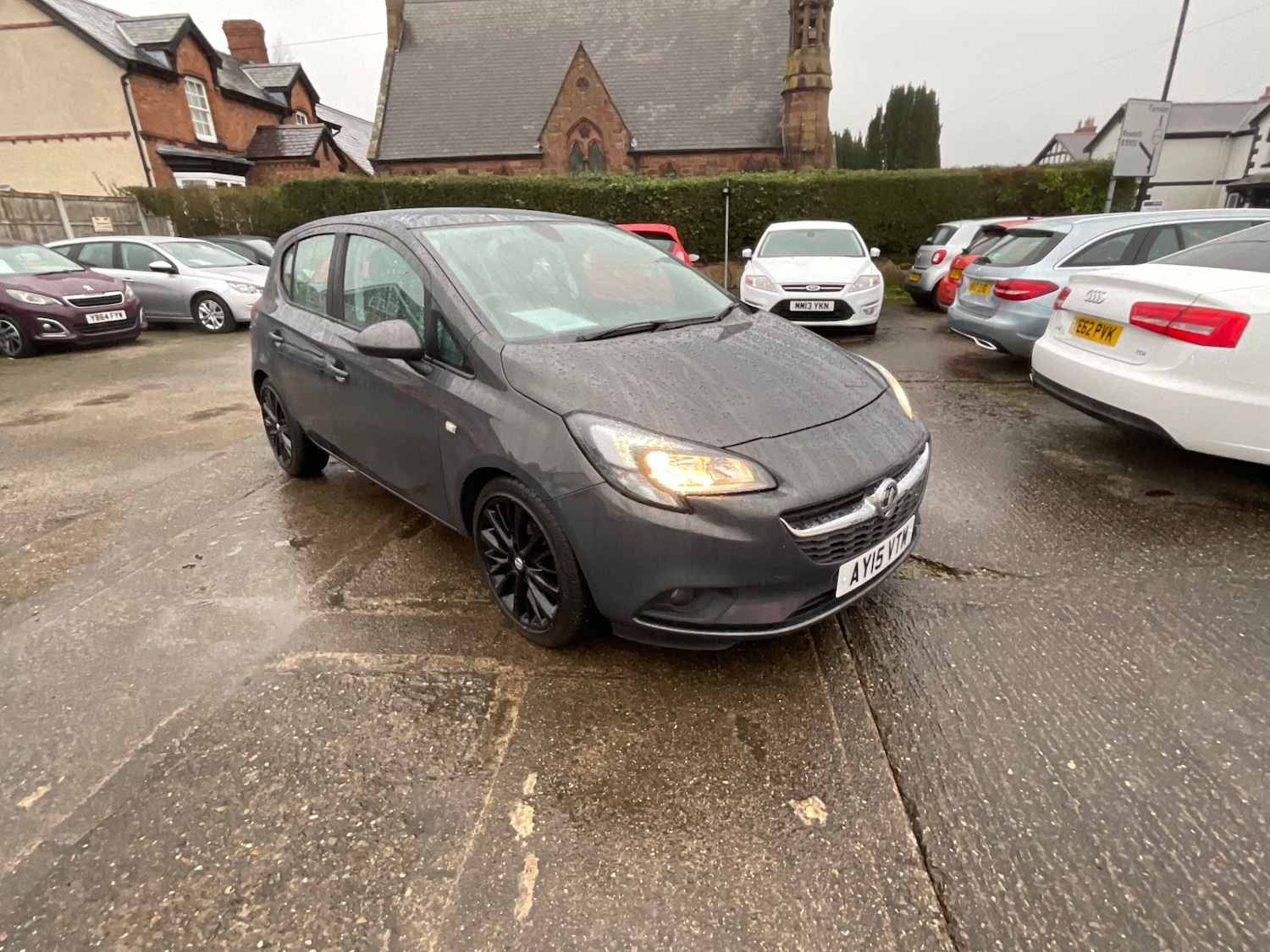 Used Vauxhall Corsa 2015 for sale - 77420732: Photo 2