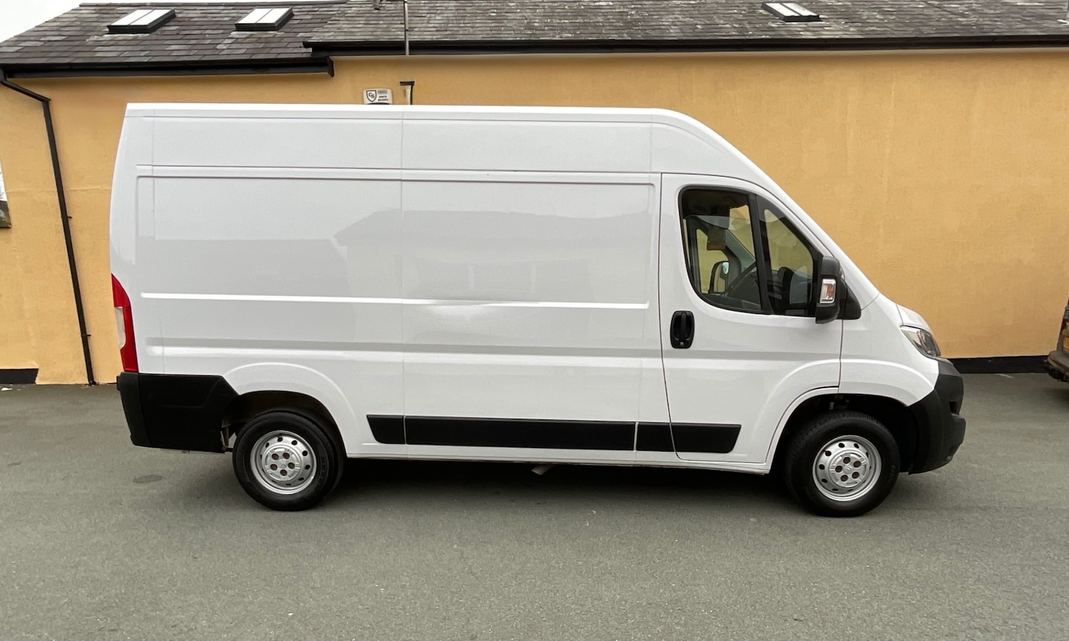 Used Citroen Relay 2022 for sale - 76268691: Photo 2