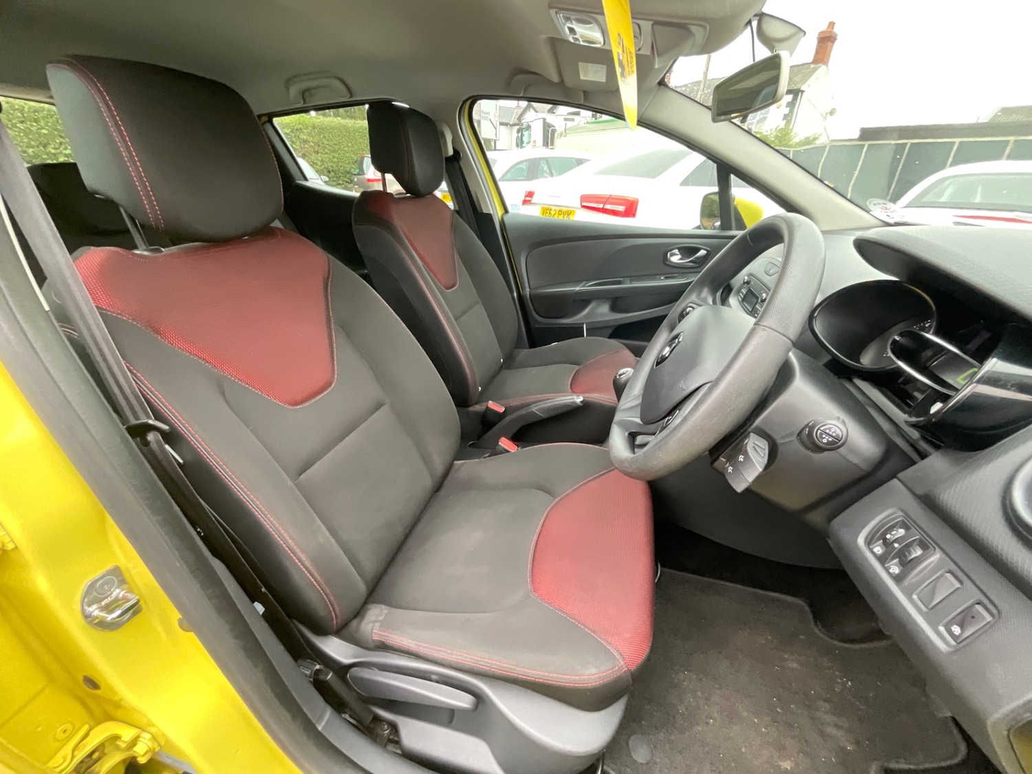 Used Renault Clio 2013 for sale - 77502611: Photo 14