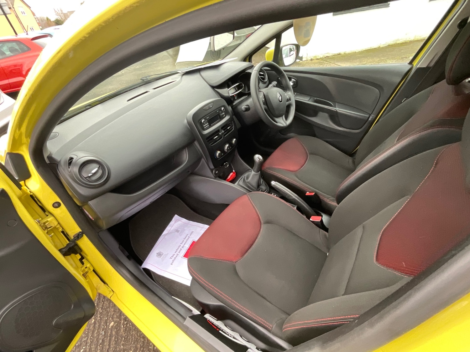 Used Renault Clio 2013 for sale - 77502611: Photo 26