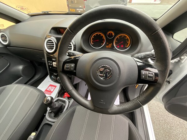 Used Vauxhall Corsa 2013 for sale - 76268646: Photo 25