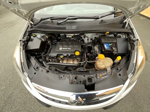 Used Vauxhall Corsa 2013 for sale - 76268646: Photo 30