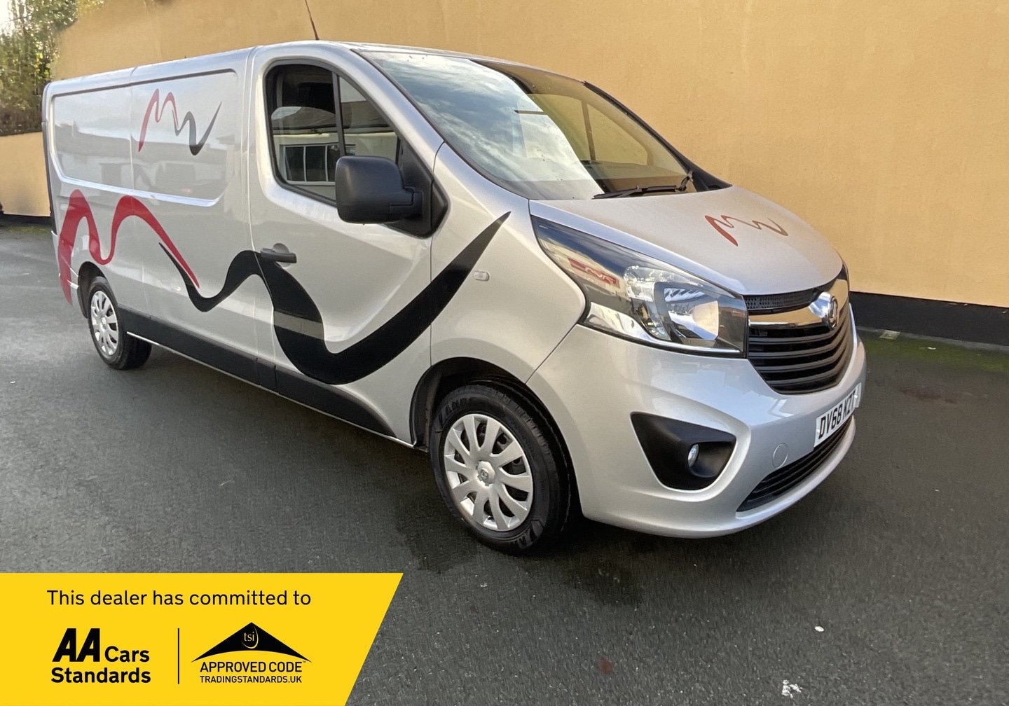 Used Vauxhall Vivaro 2018 for sale - 76794718: Photo 1
