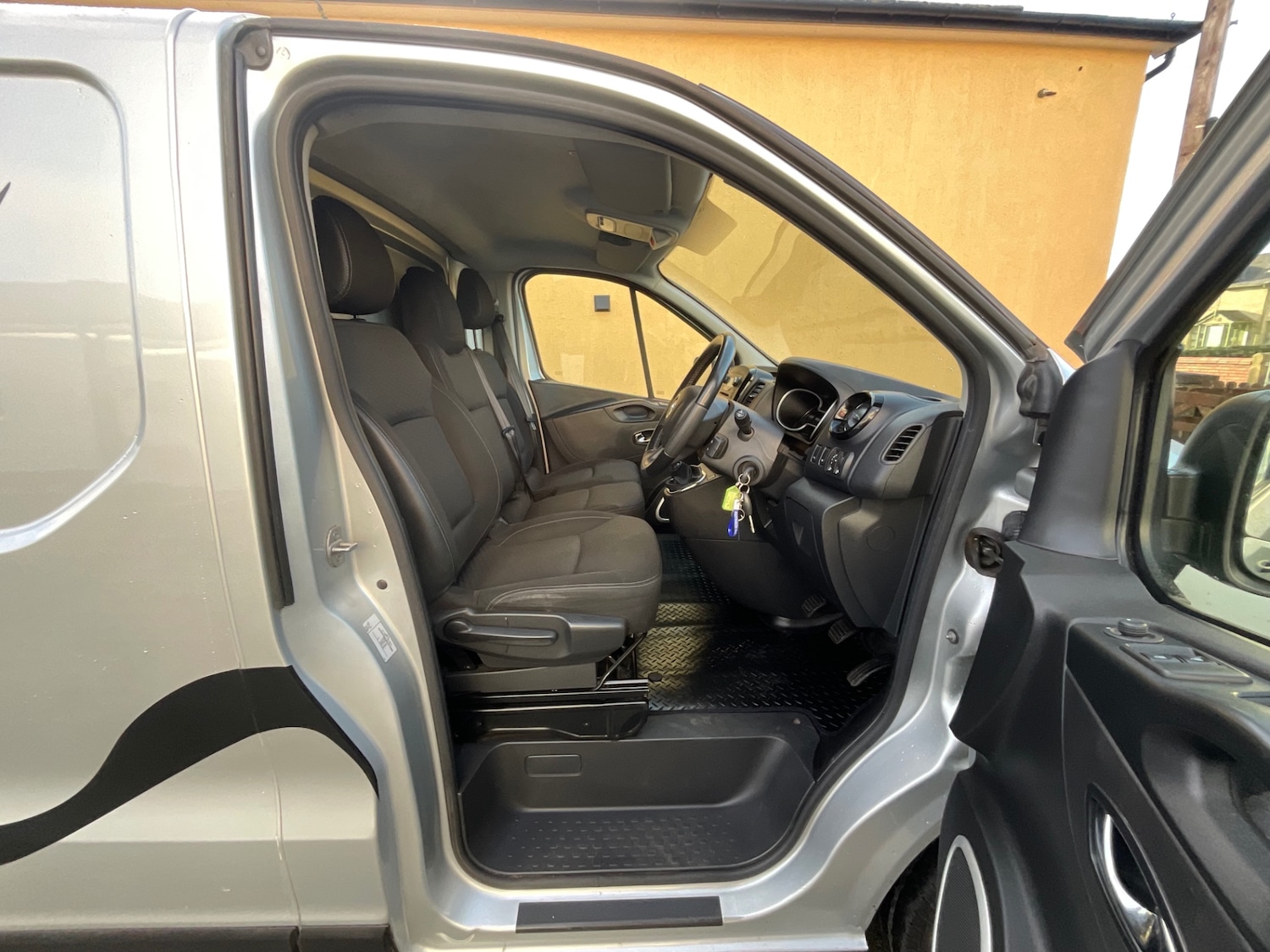 Used Vauxhall Vivaro 2018 for sale - 76794718: Photo 18