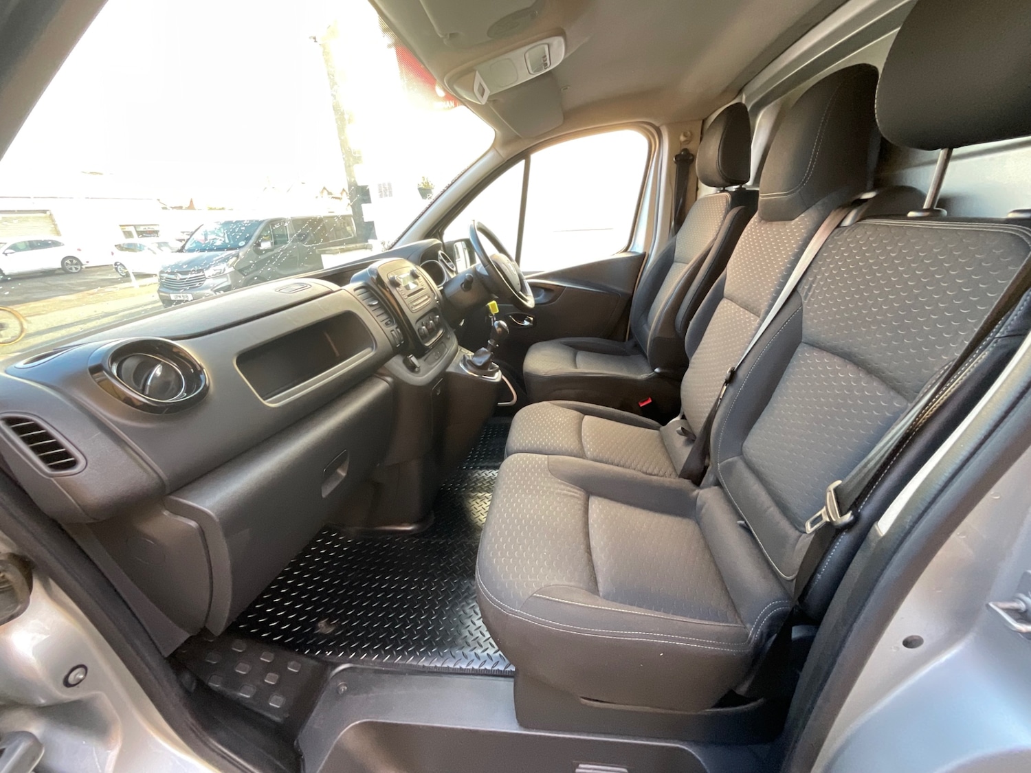 Used Vauxhall Vivaro 2018 for sale - 76794718: Photo 25