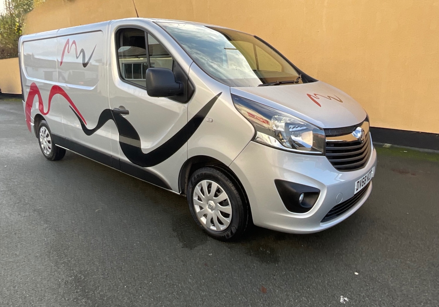 Used Vauxhall Vivaro 2018 for sale - 76794718: Photo 3