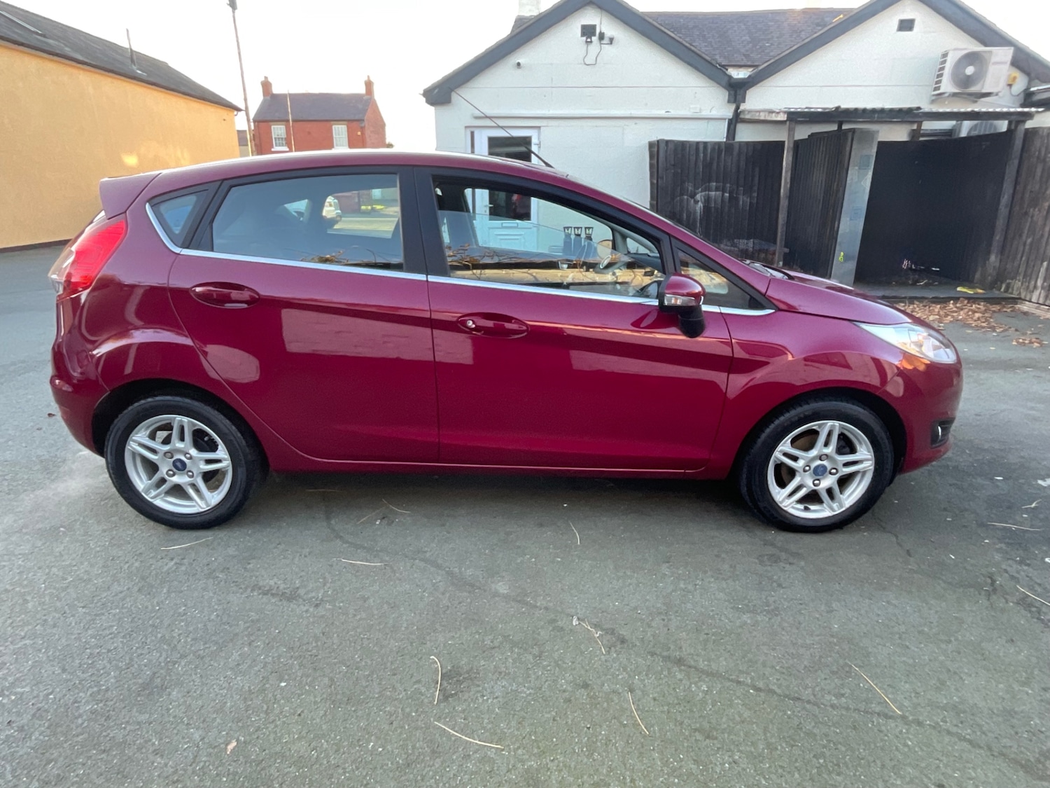 Used Ford Fiesta 2013 for sale - 76651163: Photo 11