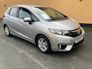 Used Honda Jazz 2016 for sale - 77260902: Photo