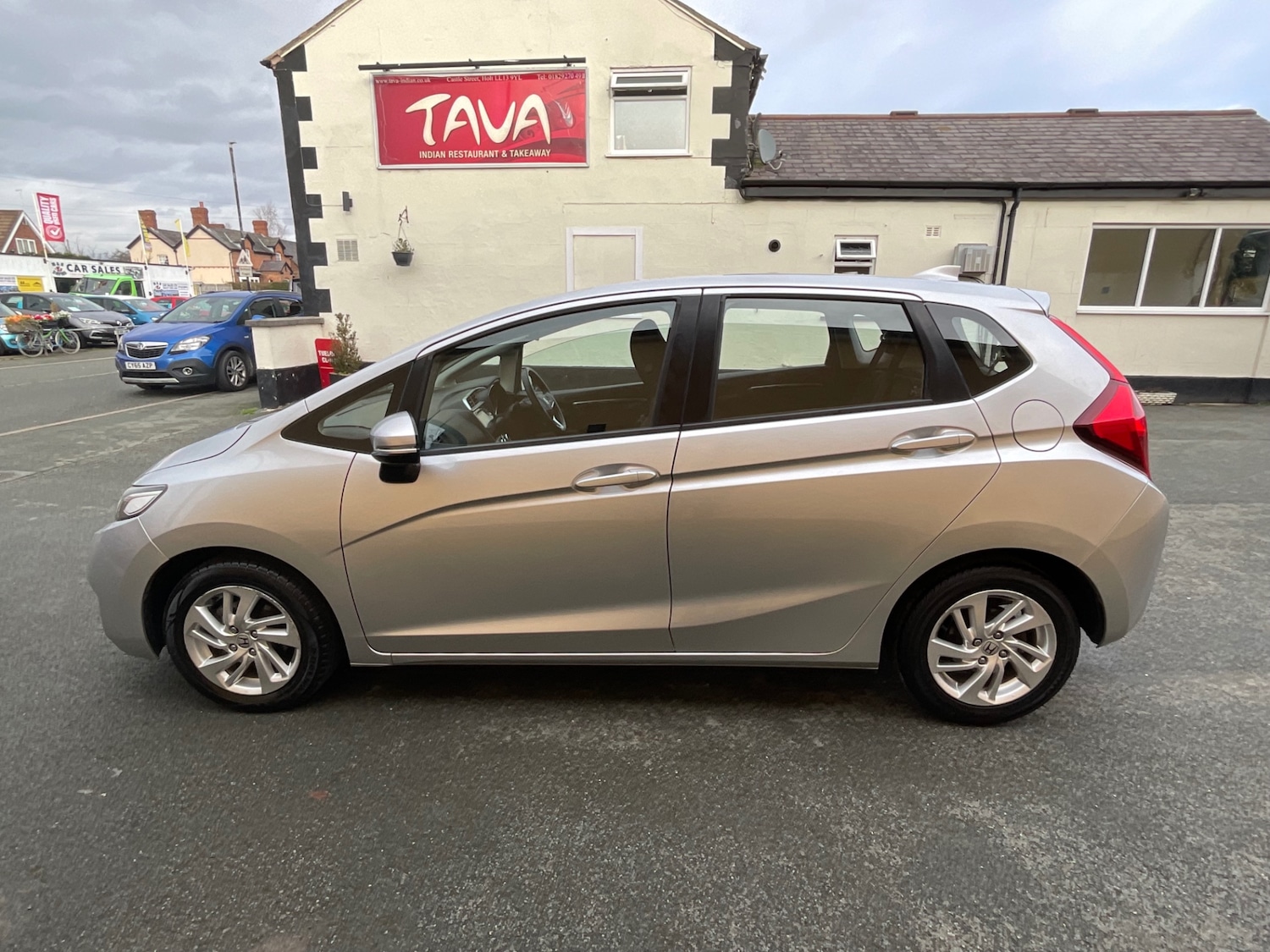 Used Honda Jazz 2016 for sale - 77260902: Photo 6