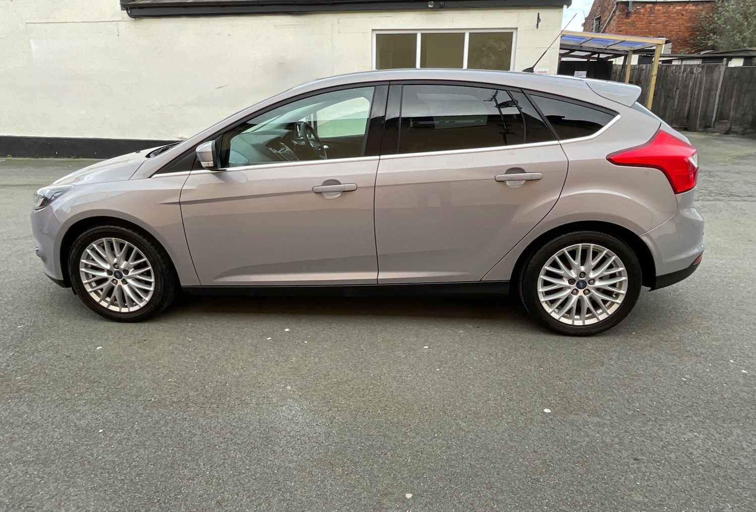 Used Ford Focus 2012 for sale - 77902336: Photo 4