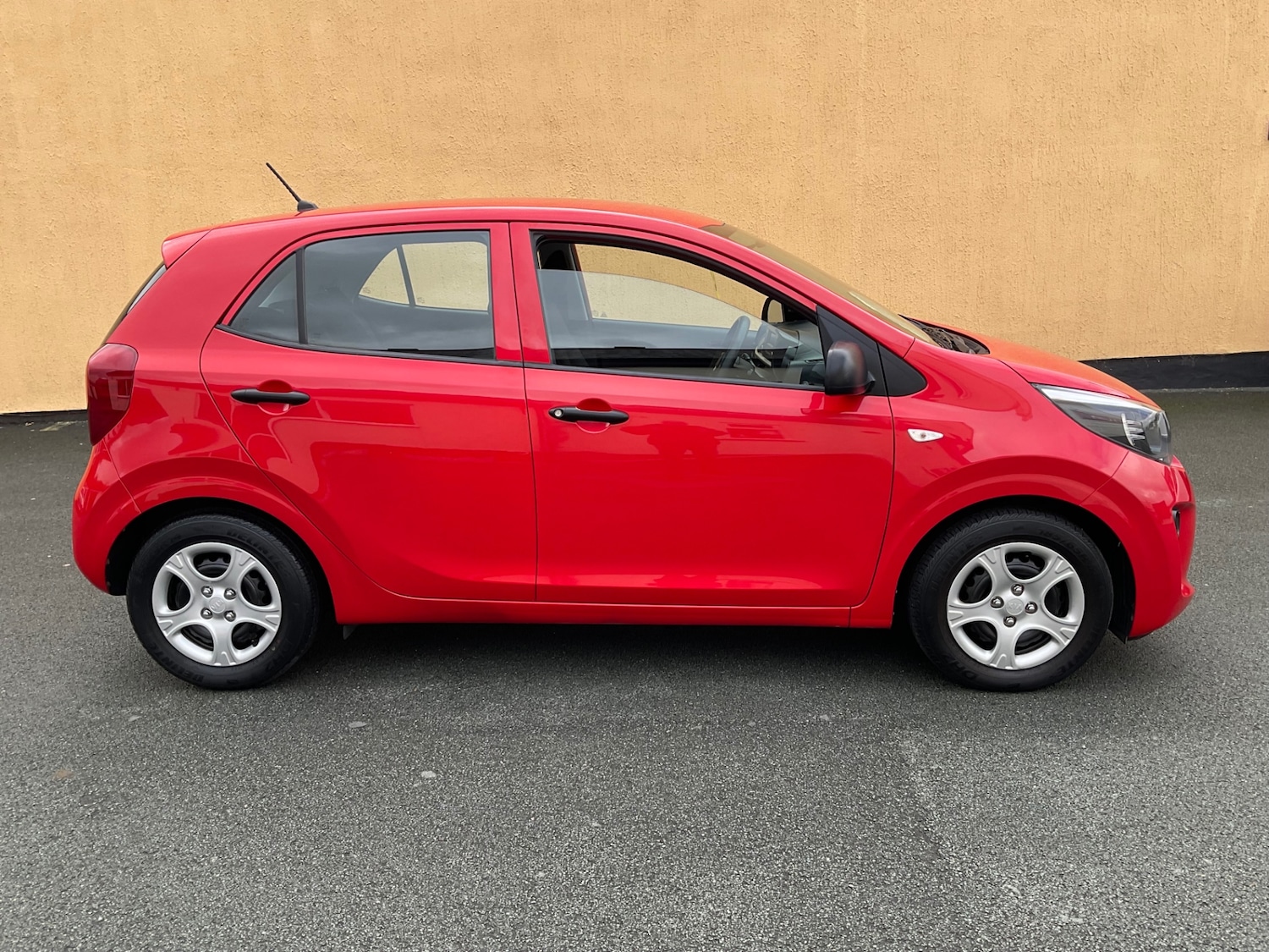 Used Kia Picanto 2017 for sale - 76319752: Photo 26