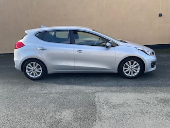 Used Kia Ceed 2017 for sale - 79852648: Photo
