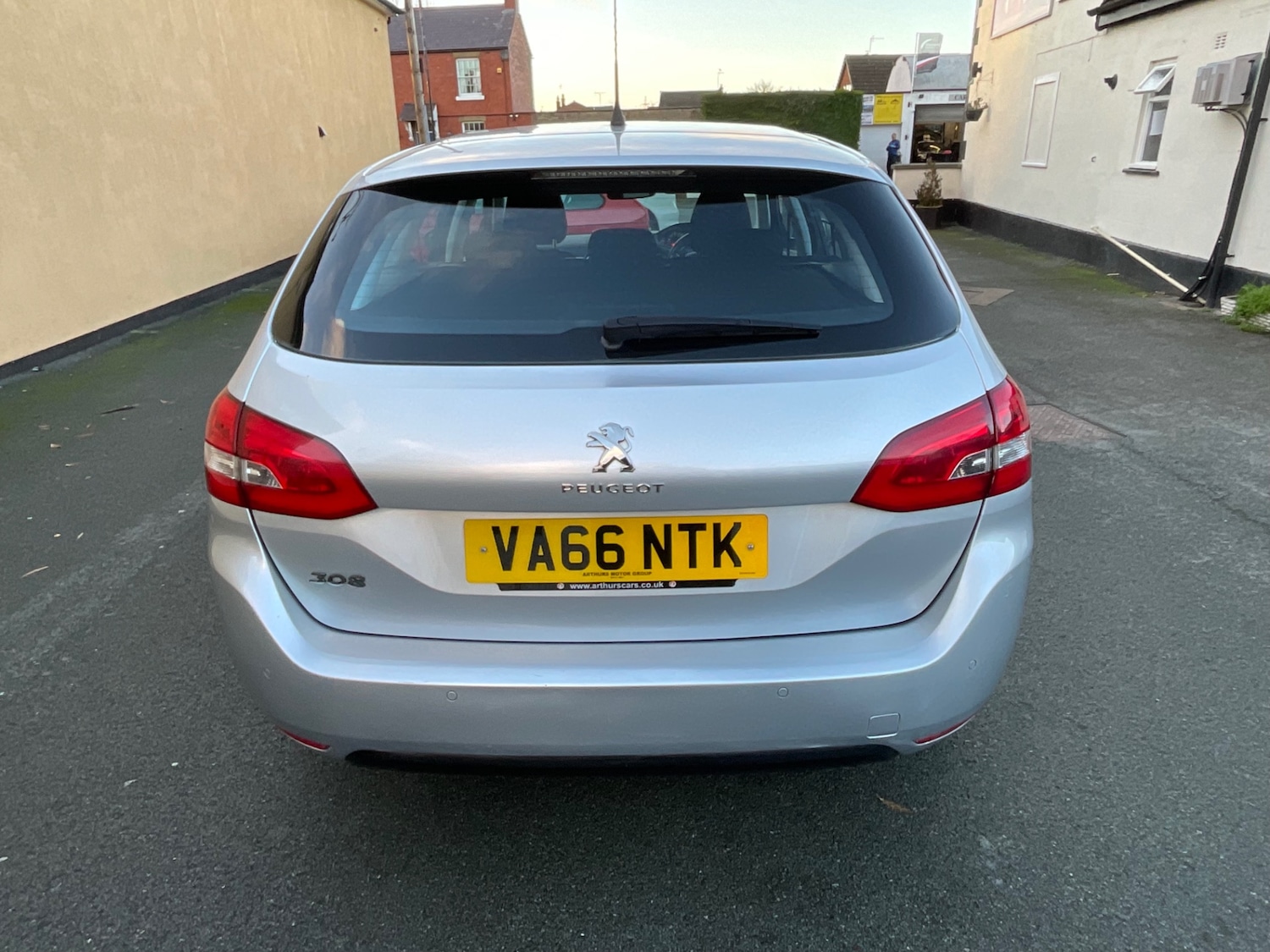 Used Peugeot 308 2017 for sale - 77023507: Photo 11