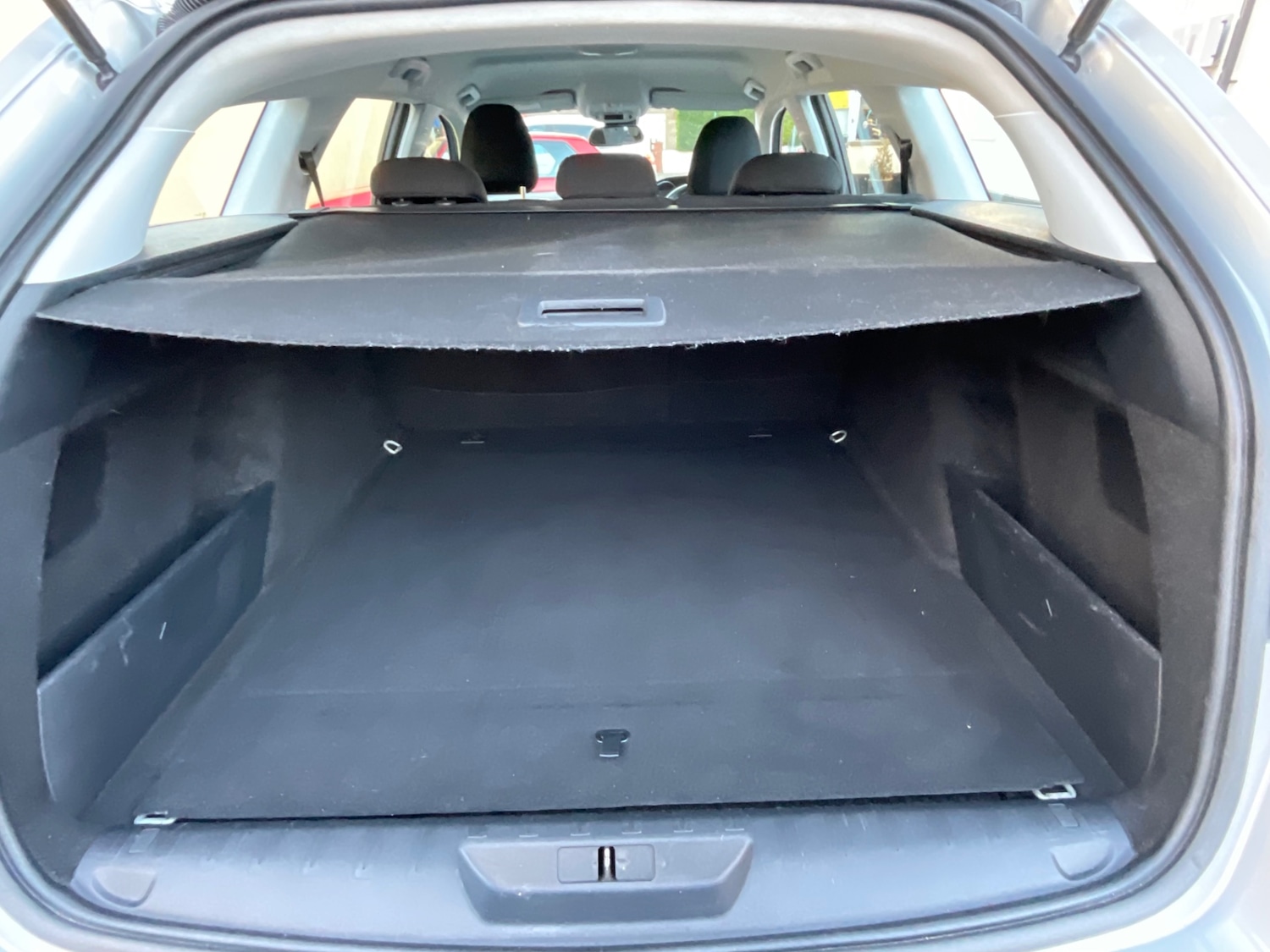 Used Peugeot 308 2017 for sale - 77023507: Photo 28