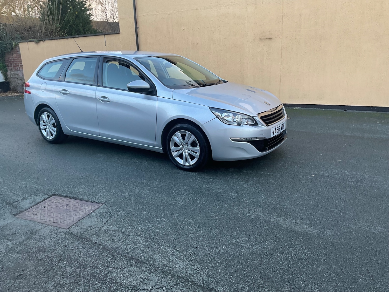 Used Peugeot 308 2017 for sale - 77023507: Photo 29