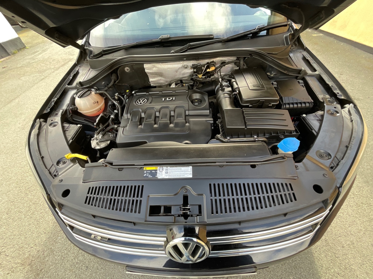 Used Volkswagen Tiguan 2015 for sale - 78067288: Photo 28