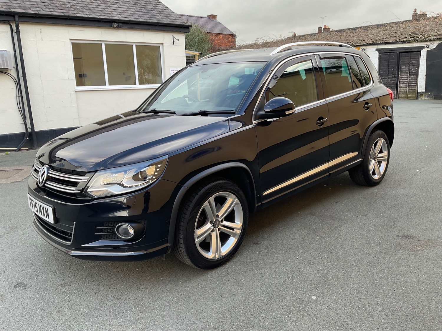 Used Volkswagen Tiguan 2015 for sale - 78067288: Photo 9
