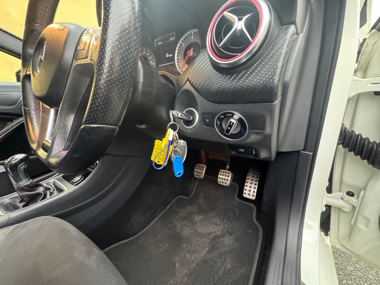 Used Mercedes-Benz A-Class 2013 for sale - 77417520: Photo 25