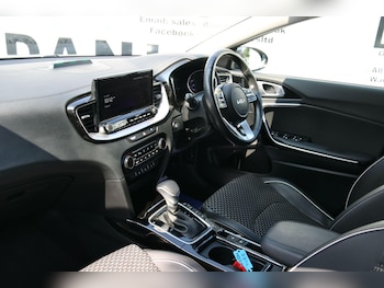 Used Kia XCeed 2023 for sale - 79363462: Photo