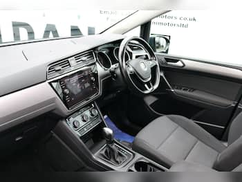 Used Volkswagen Touran 2021 for sale - 79740550: Photo