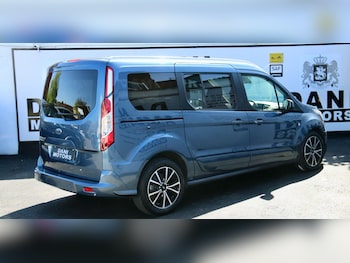 Used Ford Grand Tourneo Connect 2019 for sale - 79363445: Photo
