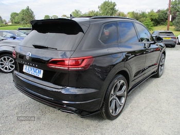 Used Volkswagen Touareg 2018 for sale - 75636060: Photo