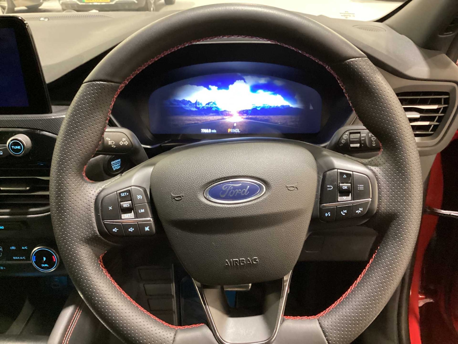 Used Ford Kuga 2024 for sale - 76938180: Photo 25