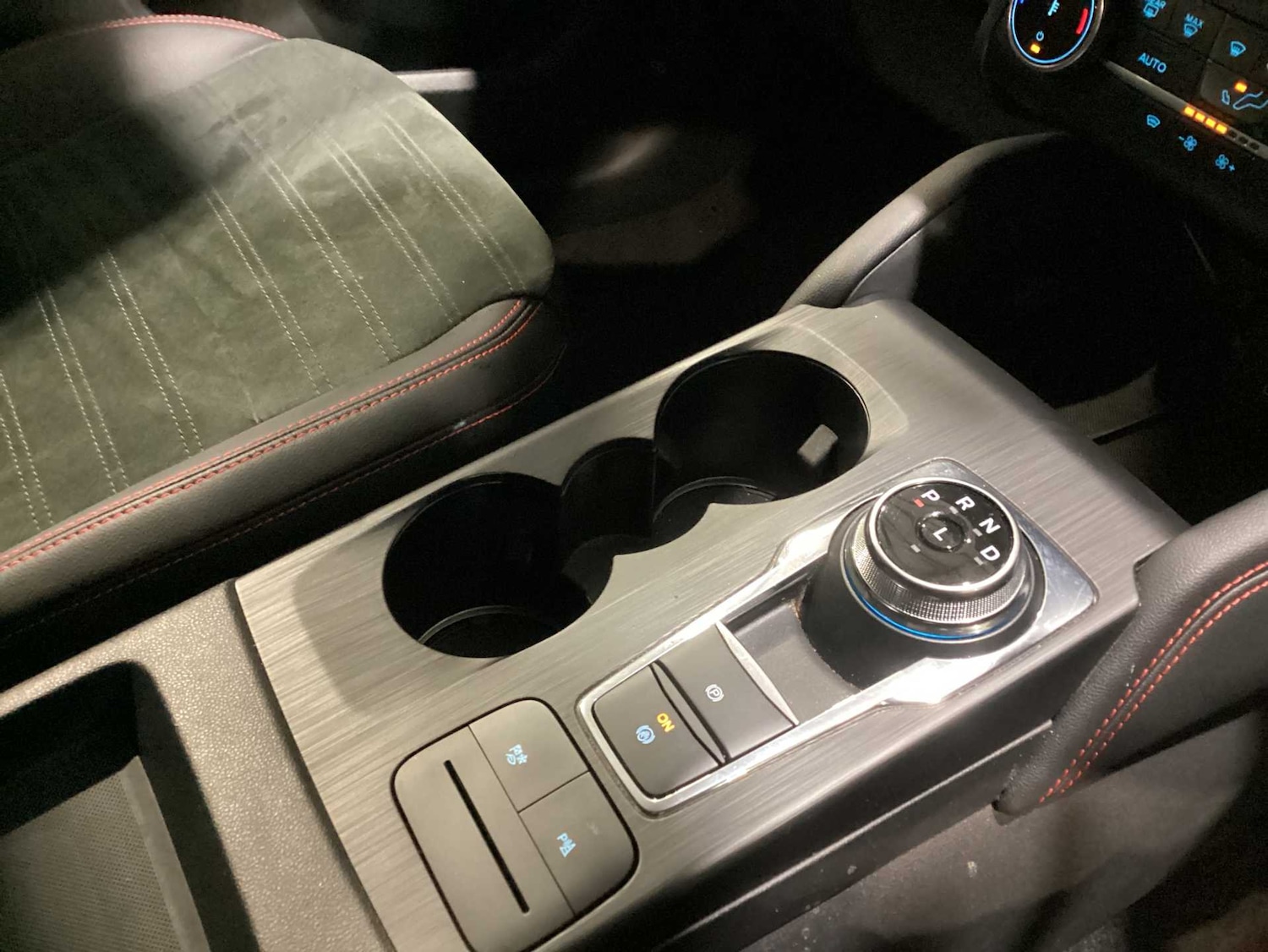 Used Ford Kuga 2024 for sale - 76938180: Photo 29