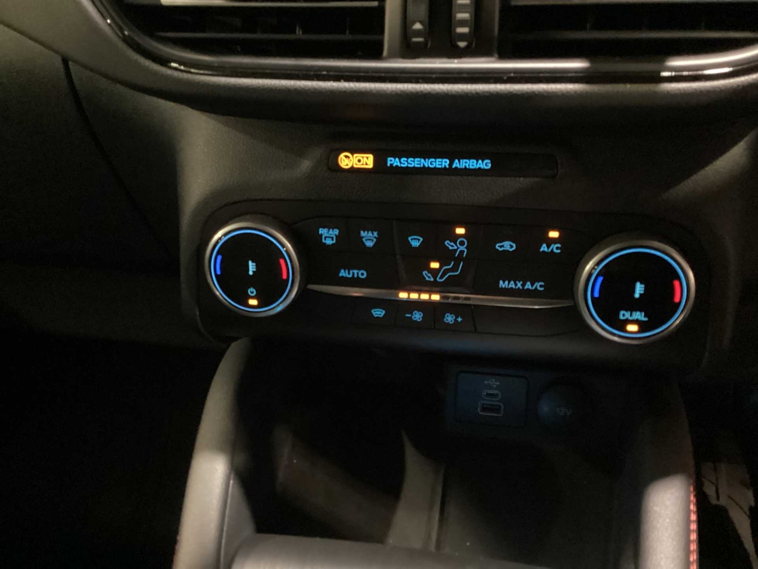 Used Ford Kuga 2024 for sale - 76938180: Photo 31