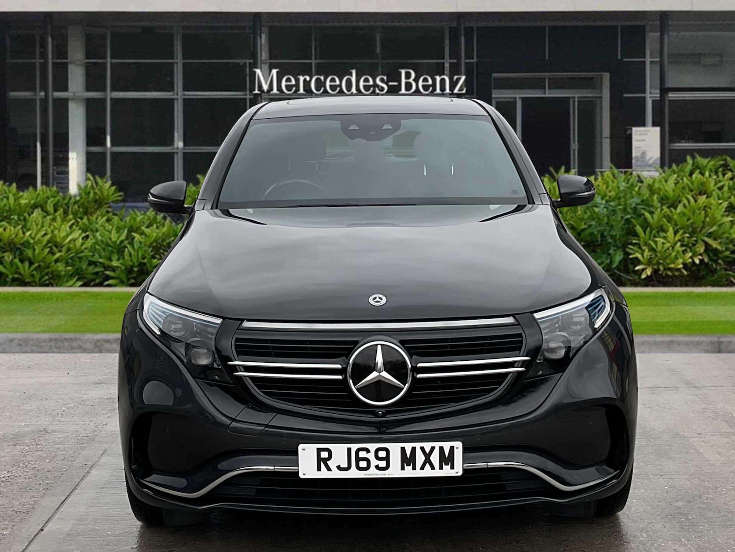 Used Mercedes-Benz EQC 2019 for sale - 77164460: Photo 2