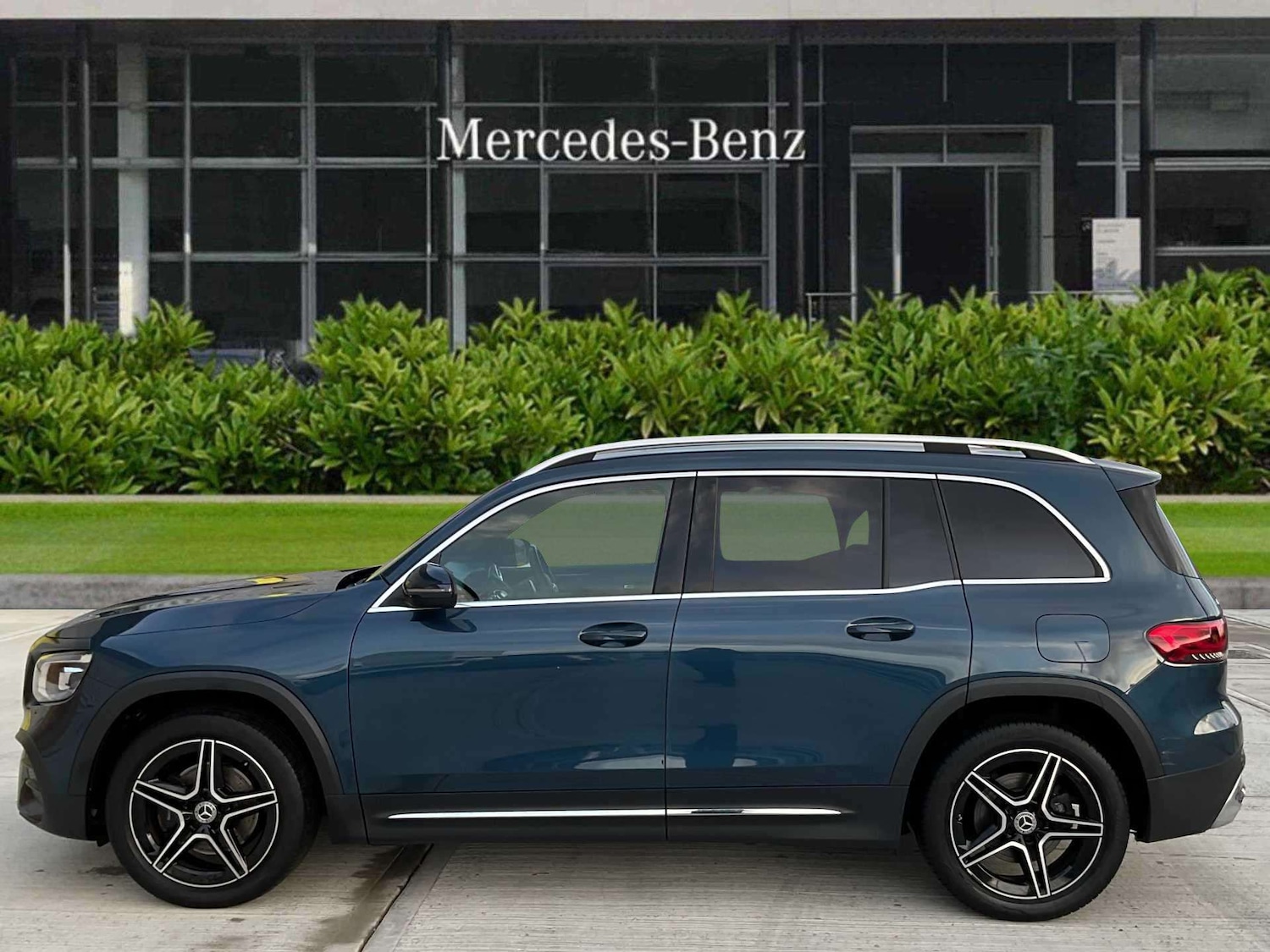 Used Mercedes-Benz GLB 2023 for sale - 77233004: Photo 6