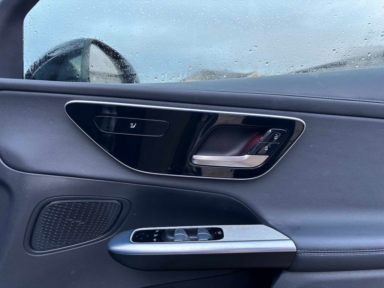 Used Mercedes-Benz GLC 2023 for sale - 78052068: Photo 19