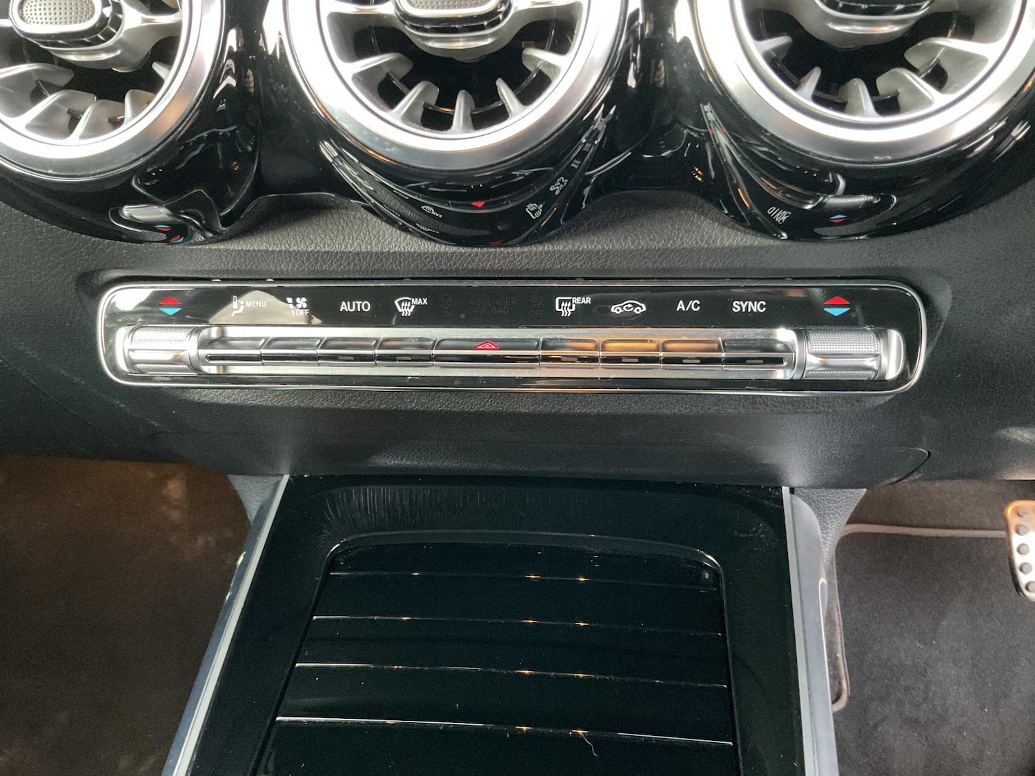 Used Mercedes-Benz GLB 2023 for sale - 77601289: Photo 31