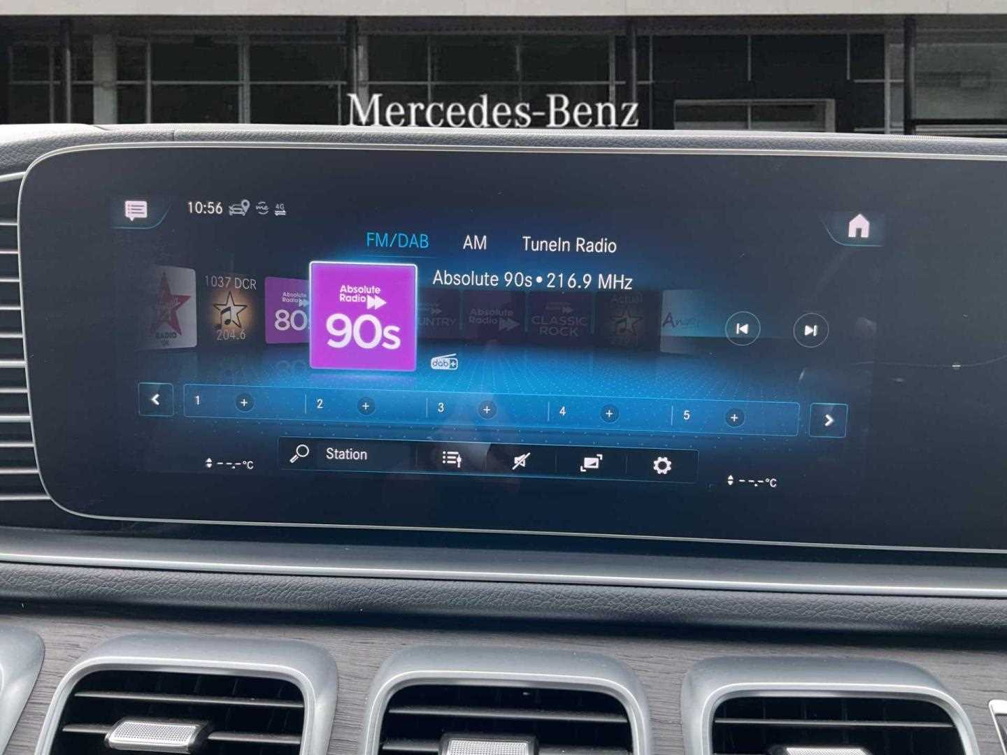 Vehicle 33