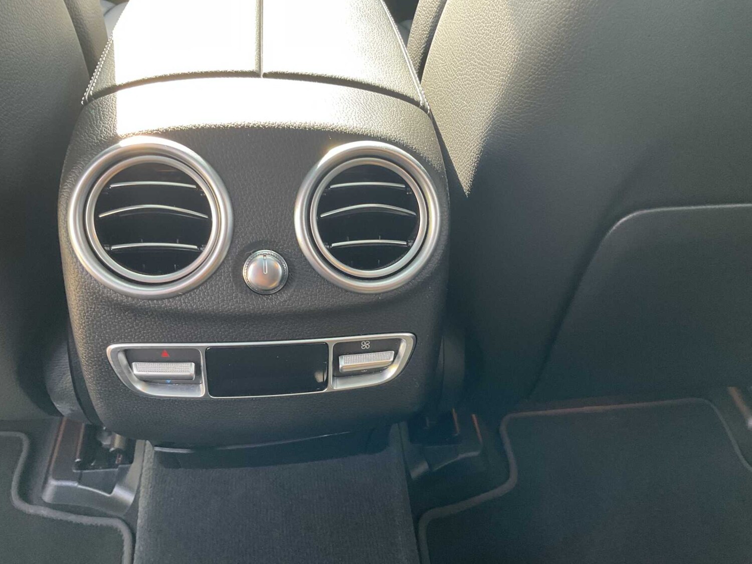 Used Mercedes-Benz GLC 2021 for sale - 76022437: Photo 20