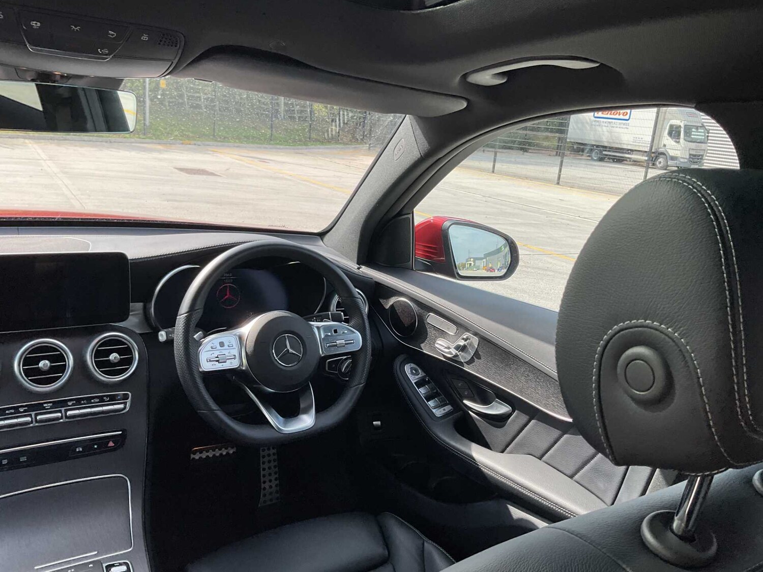 Used Mercedes-Benz GLC 2021 for sale - 76022437: Photo 22