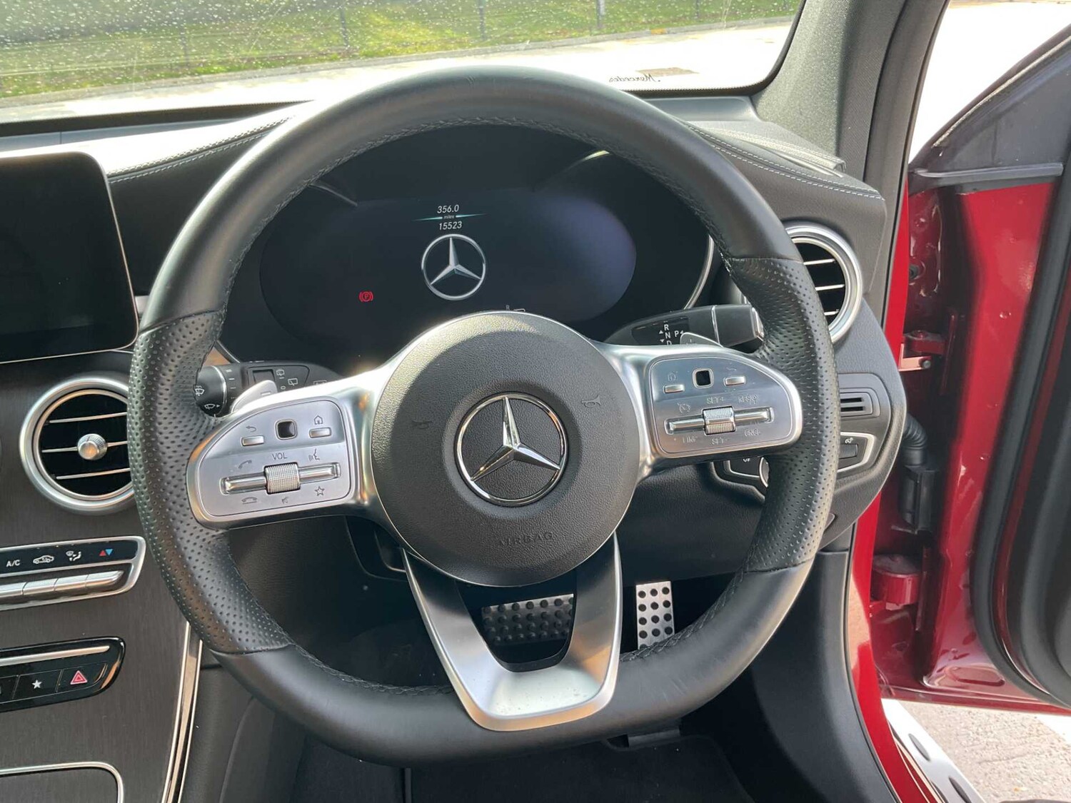 Used Mercedes-Benz GLC 2021 for sale - 76022437: Photo 25