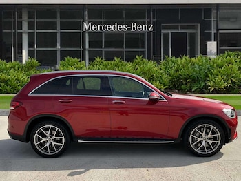Used Mercedes-Benz GLC 2021 for sale - 76022437: Photo 2